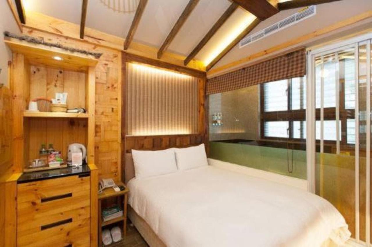 Most Natural Hotel Джиаоси Екстериор снимка