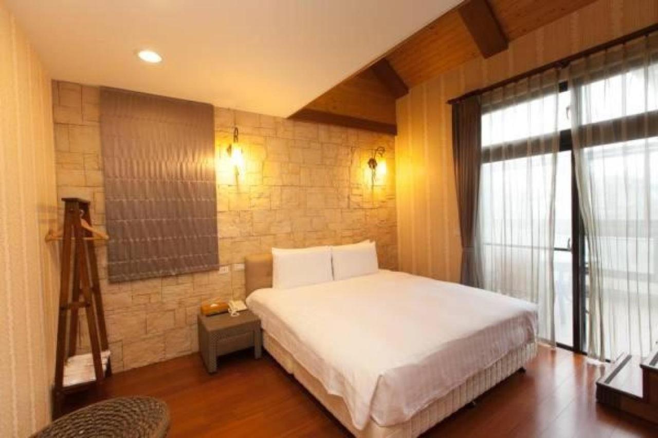Most Natural Hotel Джиаоси Екстериор снимка