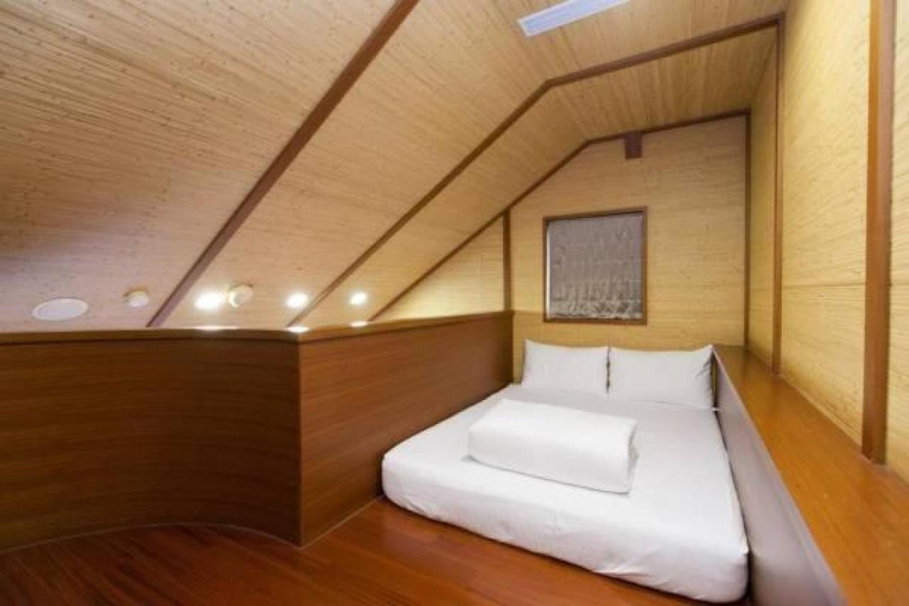 Most Natural Hotel Джиаоси Екстериор снимка