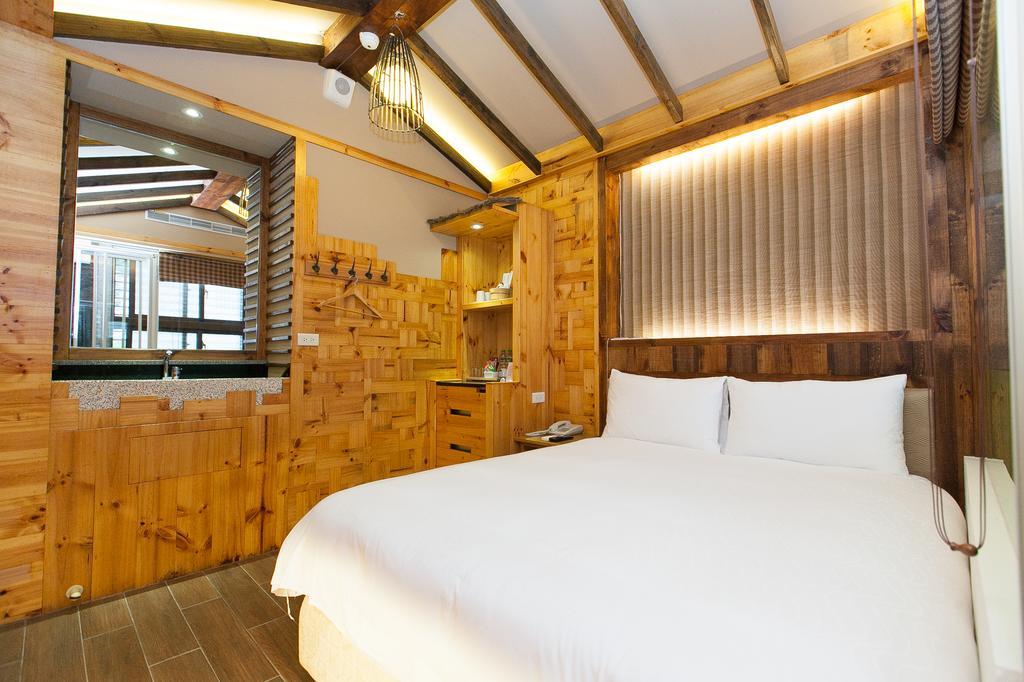 Most Natural Hotel Джиаоси Екстериор снимка