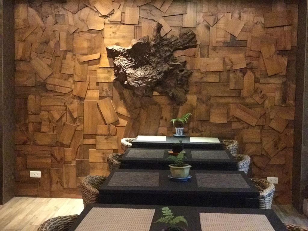 Most Natural Hotel Джиаоси Екстериор снимка